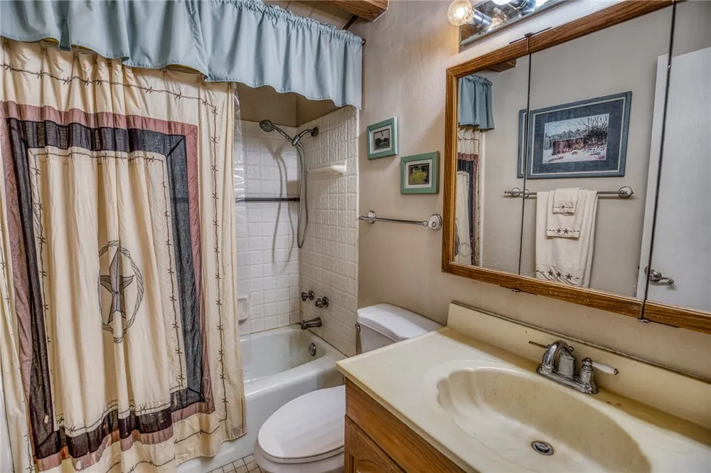 2330 County Road 329 Milano, TX 76556