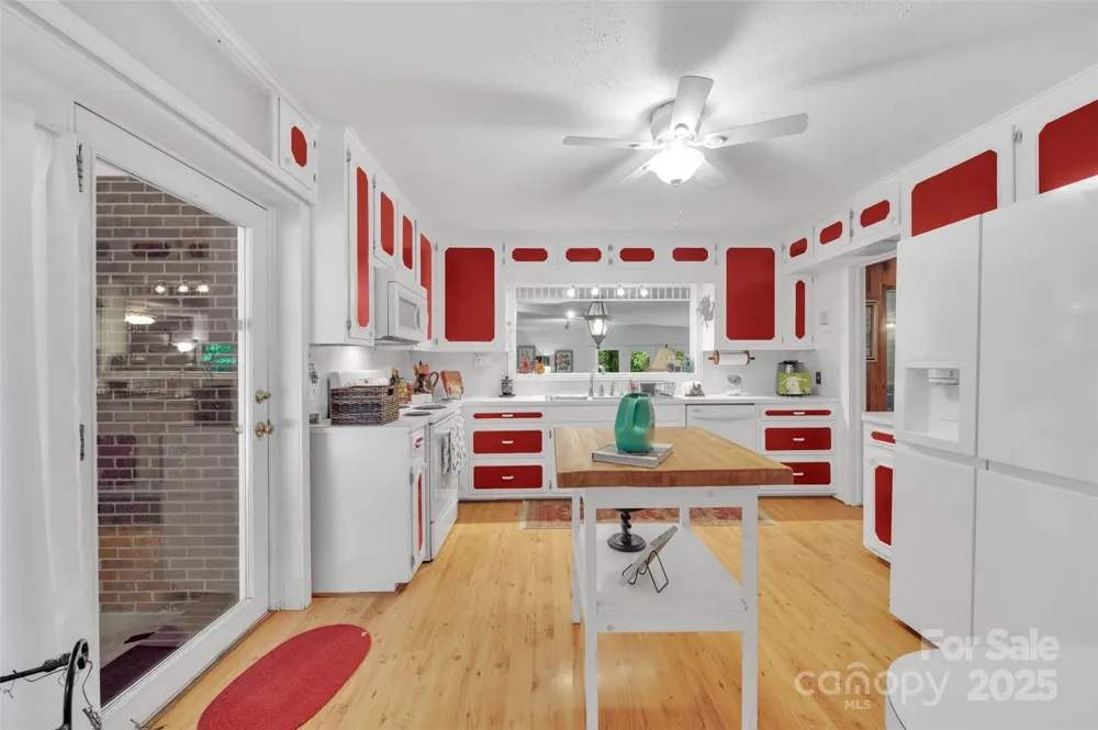 514 Wood Street Troy, NC 27371