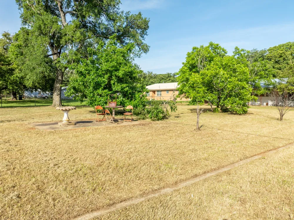 1089 State Highway 22 Whitney, TX 76692