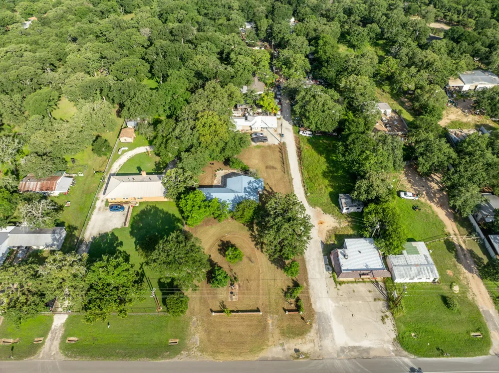 1089 State Highway 22 Whitney, TX 76692