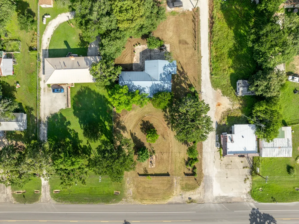 1089 State Highway 22 Whitney, TX 76692