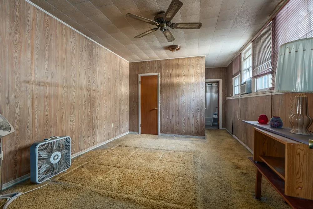 1089 State Highway 22 Whitney, TX 76692