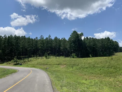 350 Crockett Loop