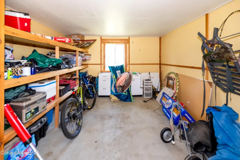435 Shady Pines Loop Priest Lake, ID 83856
