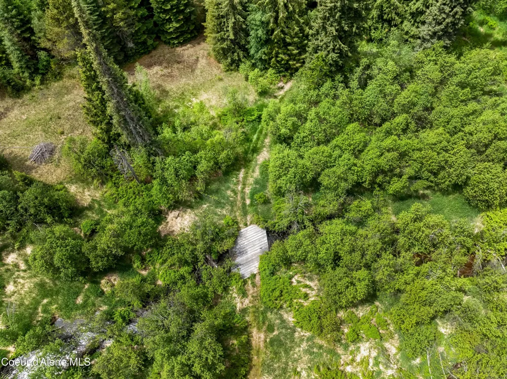 435 Shady Pines Loop Priest Lake, ID 83856