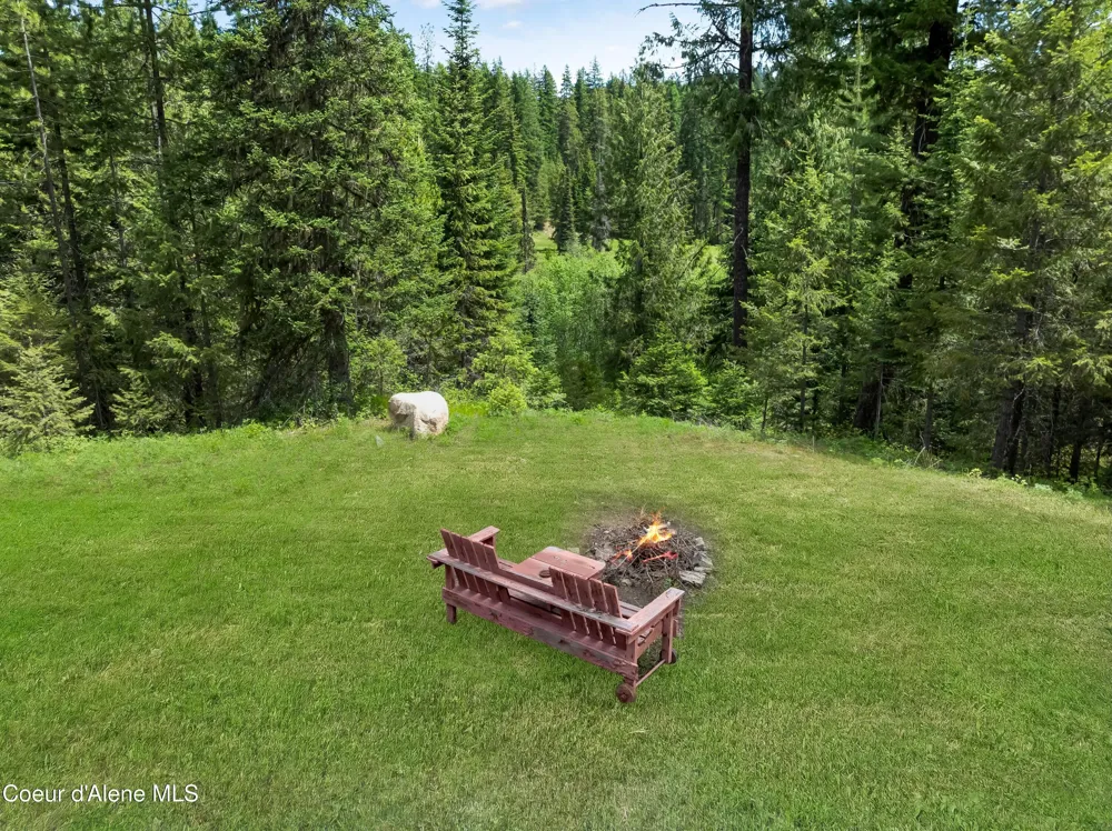435 Shady Pines Loop Priest Lake, ID 83856