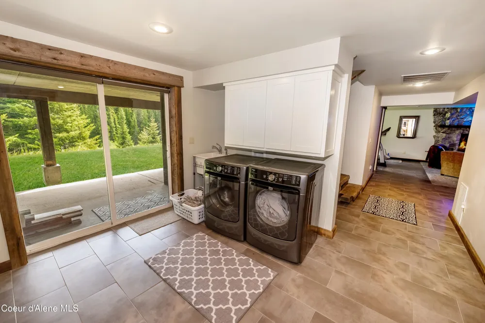 435 Shady Pines Loop Priest Lake, ID 83856