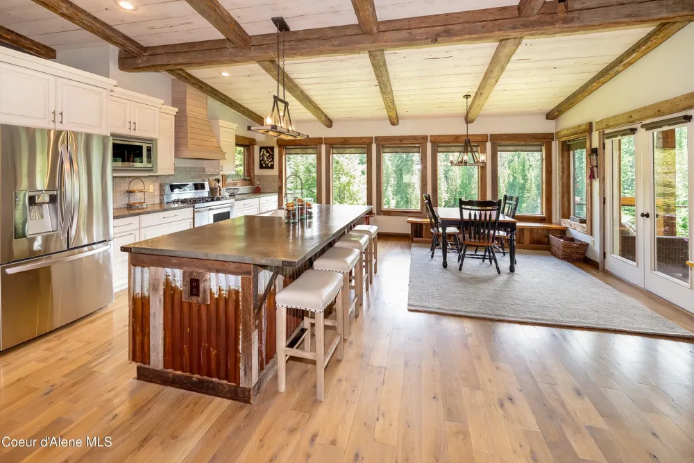435 Shady Pines Loop Priest Lake, ID 83856