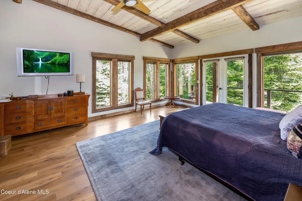 435 Shady Pines Loop Priest Lake, ID 83856