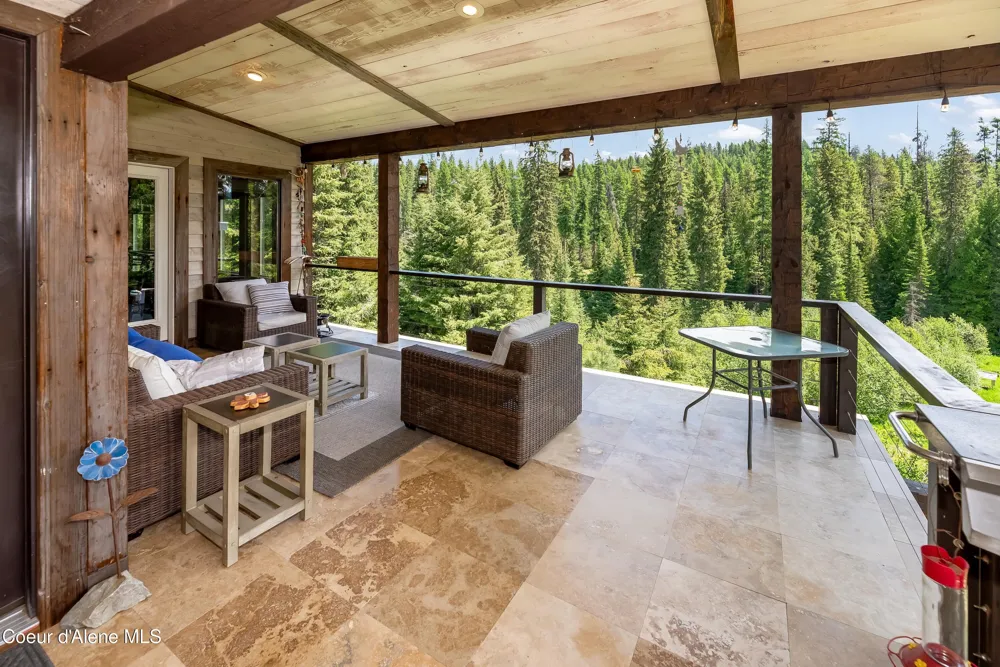 435 Shady Pines Loop Priest Lake, ID 83856