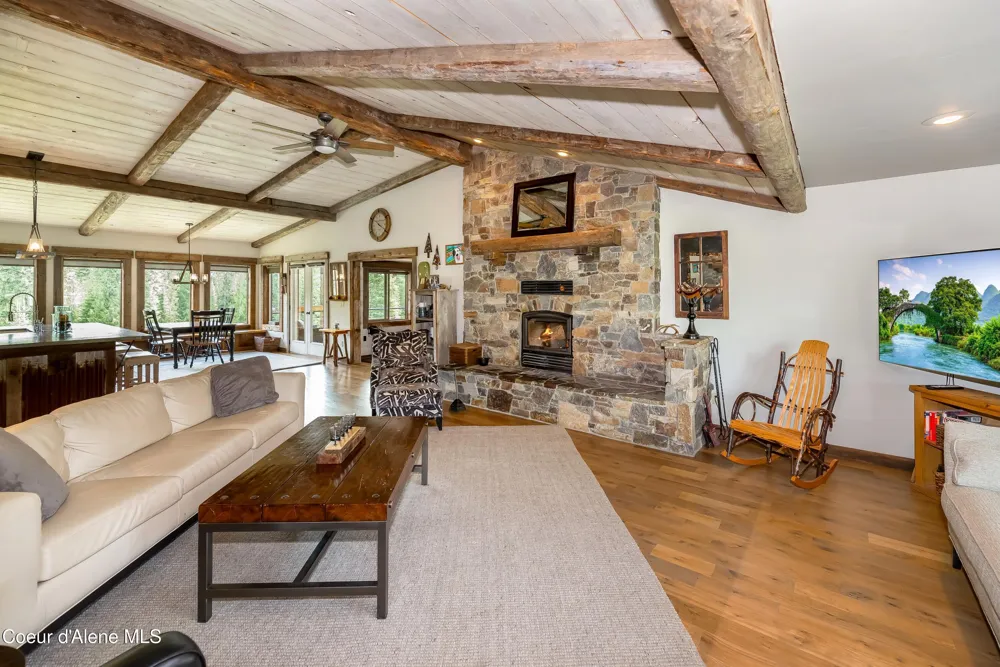 435 Shady Pines Loop Priest Lake, ID 83856