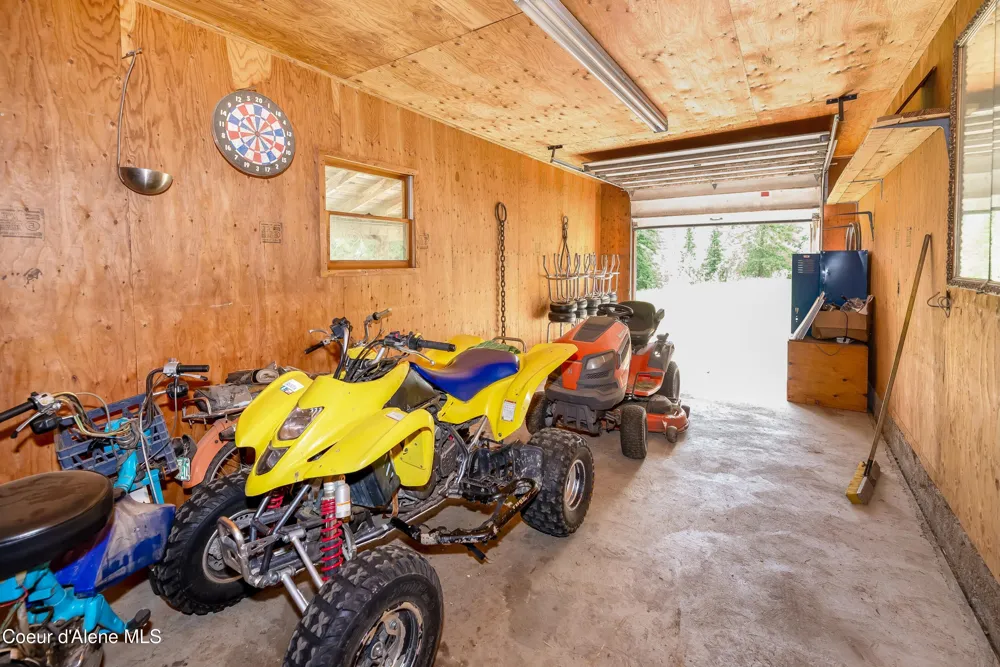 435 Shady Pines Loop Priest Lake, ID 83856