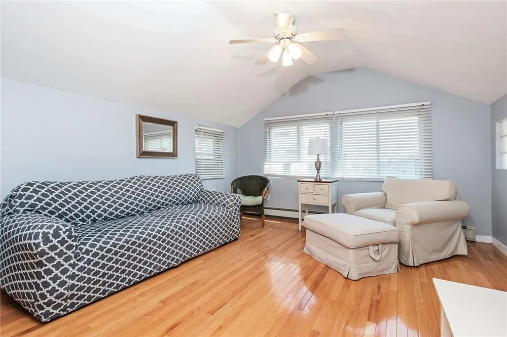 25 B Edgewater Park #25 B Bronx, NY 10465