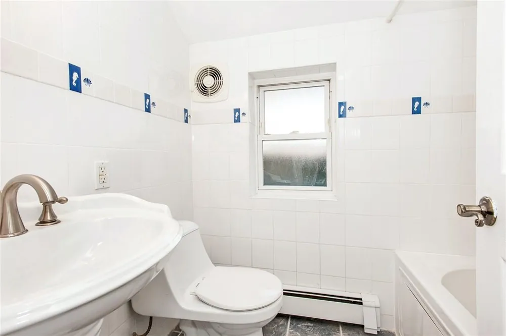 25 B Edgewater Park #25 B Bronx, NY 10465