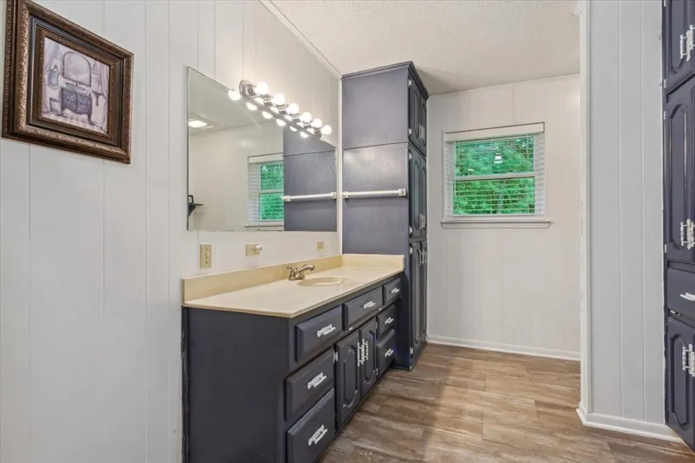 221 County Road 157 Riesel, TX 76682