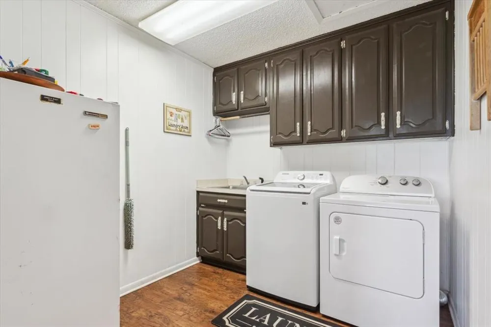 221 County Road 157 Riesel, TX 76682