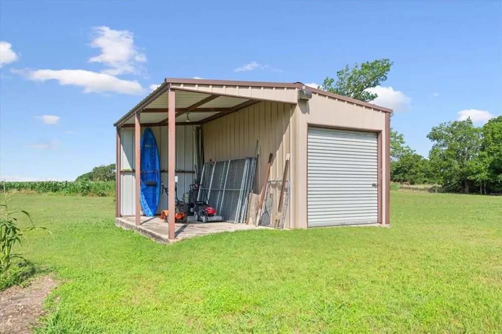 221 County Road 157 Riesel, TX 76682