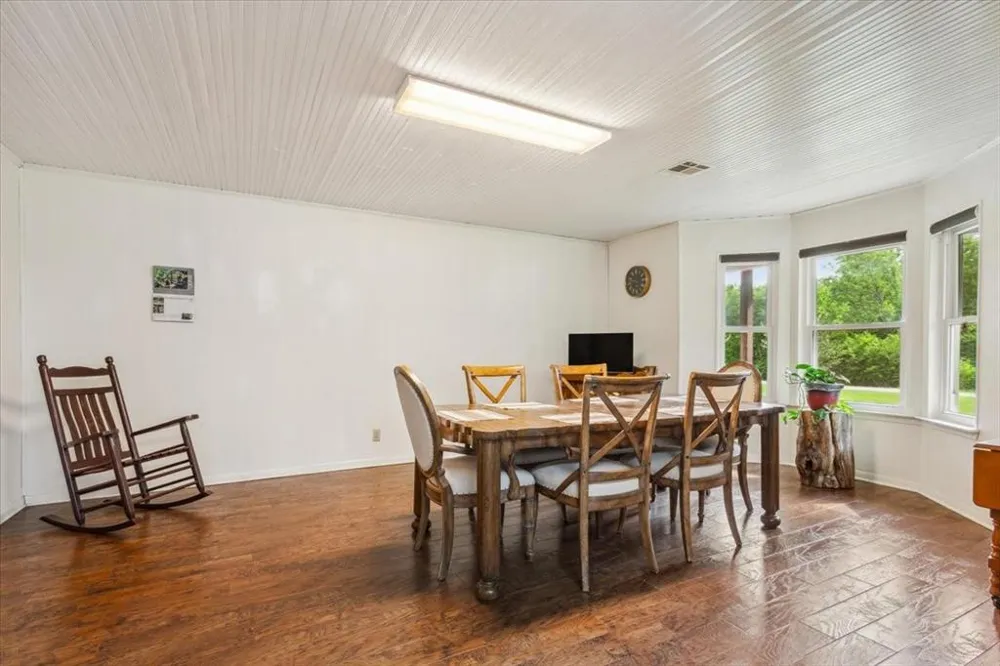 221 County Road 157 Riesel, TX 76682