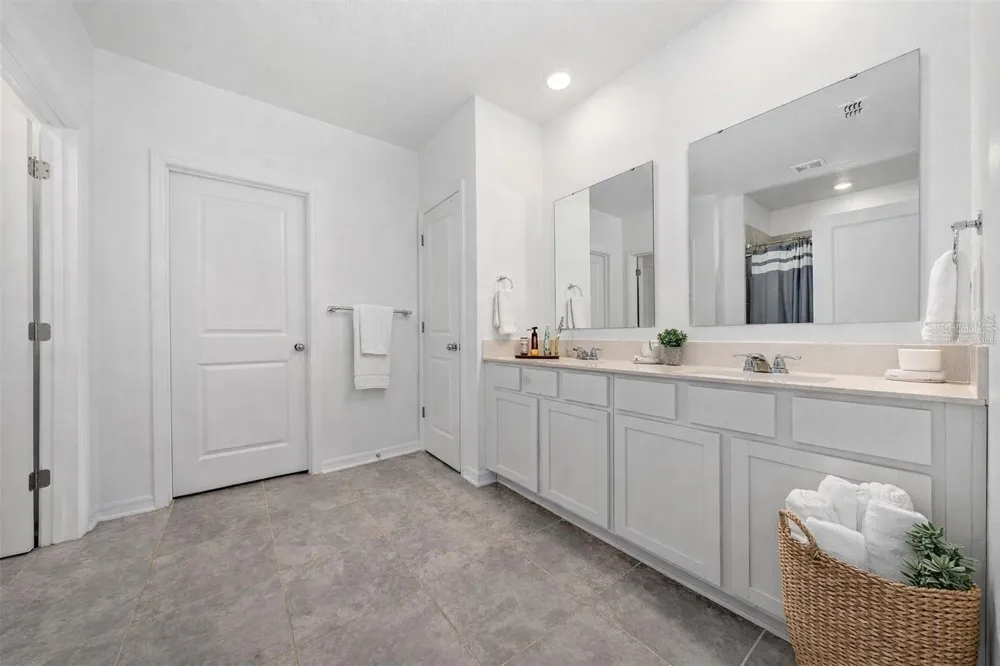 3977 WILLOWBROOK DRIVE Edgewater, FL 32141