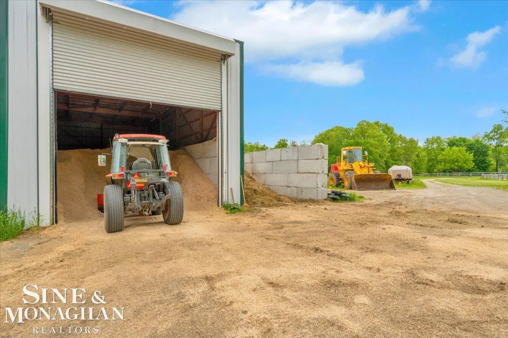 270 Rochester Road Addison Township, MI 48367