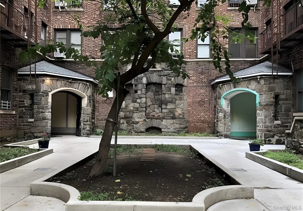 1177 Anderson Avenue #2 B Bronx, NY 10452