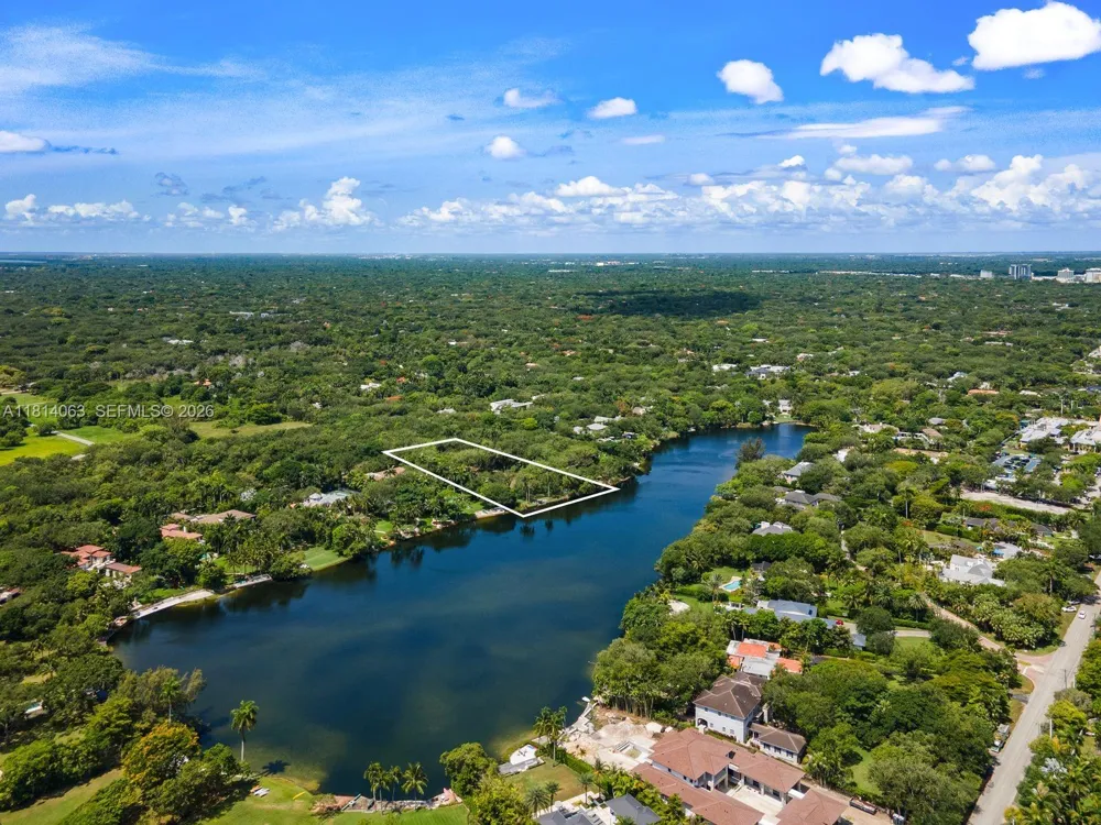 5355 Hammock Dr Coral Gables, FL 33156