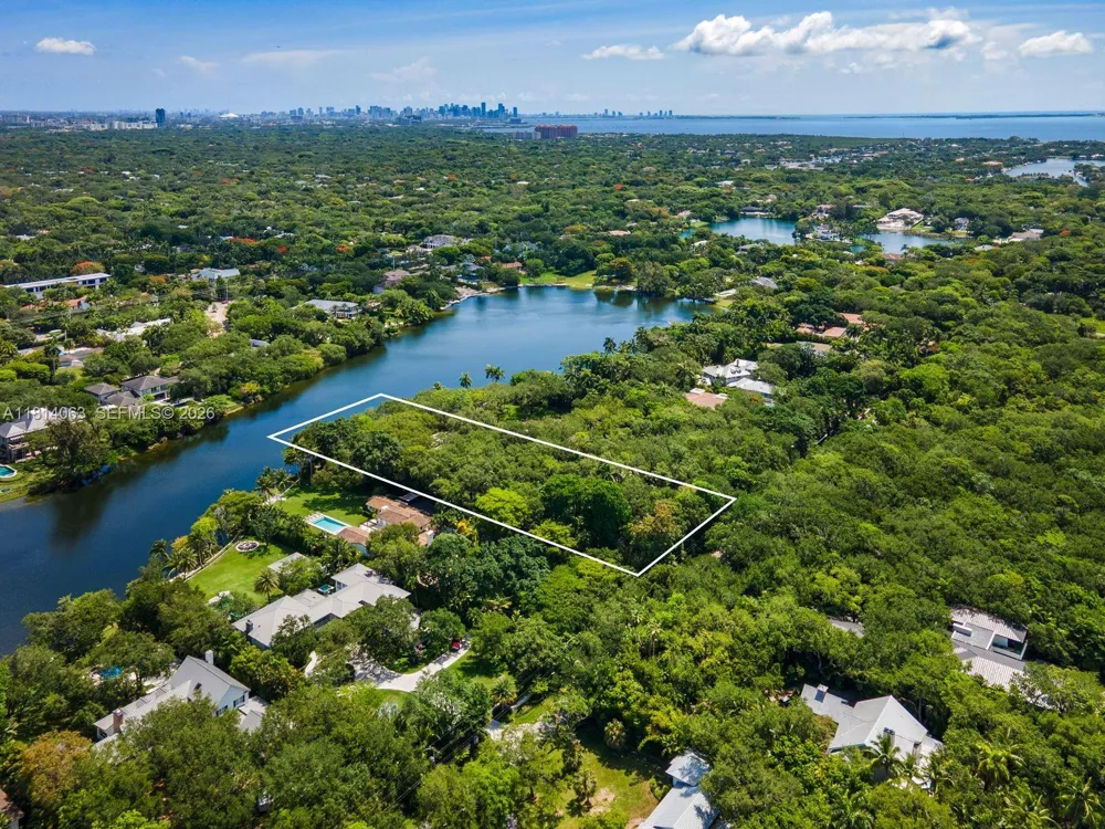 5355 Hammock Dr Coral Gables, FL 33156