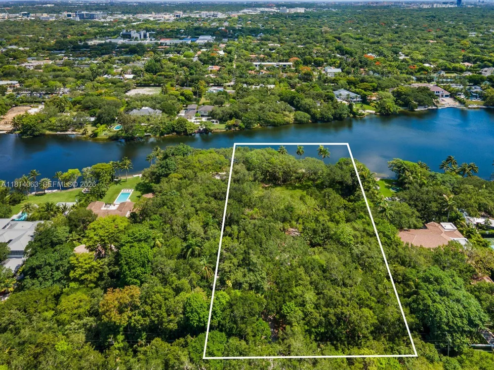5355 Hammock Dr Coral Gables, FL 33156