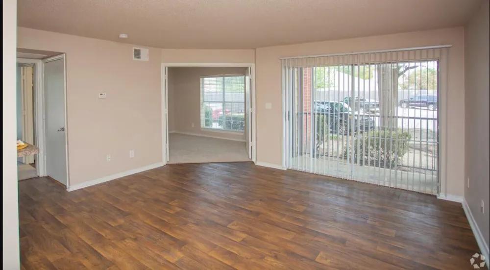3440 E Rosemeade Pkwy Carrollton, TX 78727