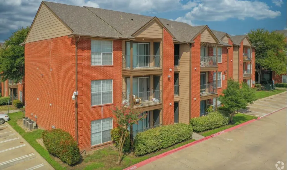 3440 E Rosemeade Pkwy Carrollton, TX 78727