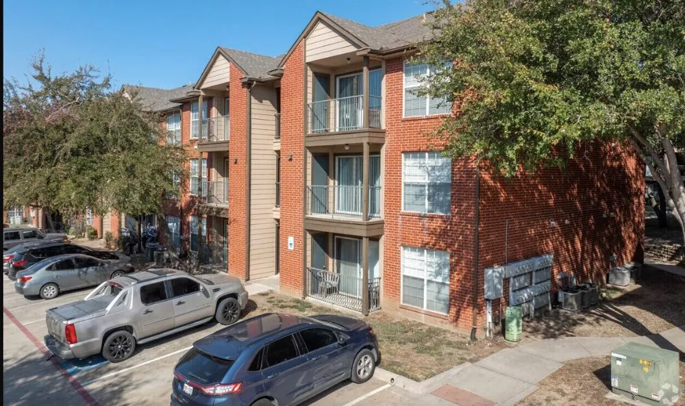 3440 E Rosemeade Pkwy Carrollton, TX 78727