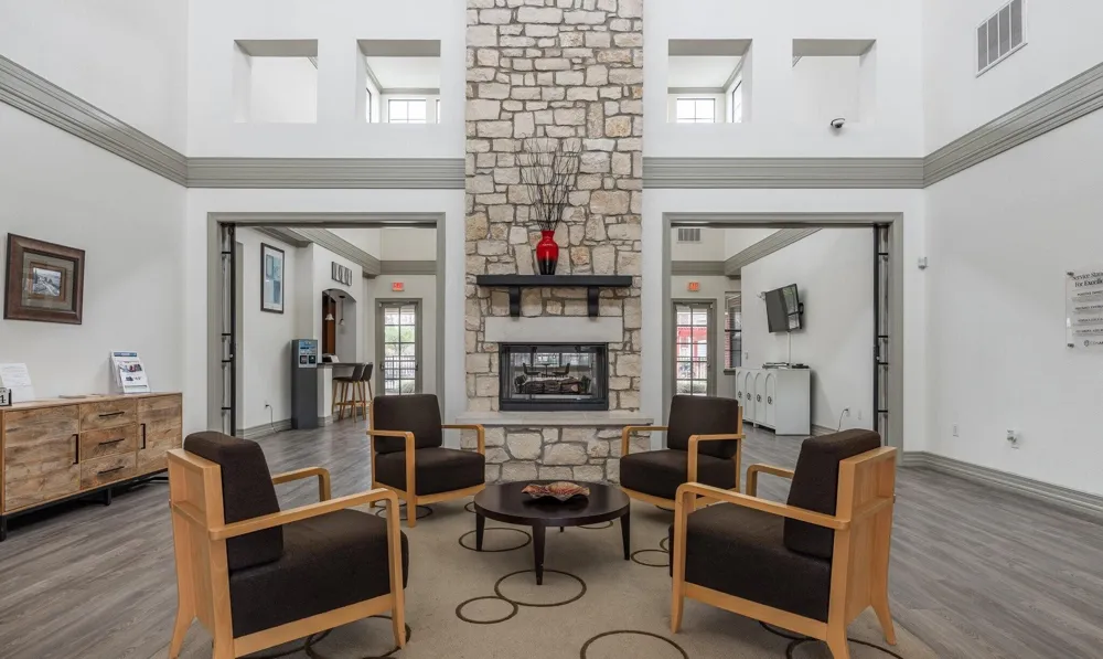 1350 Skyline Rd Grand Prairie, TX 75051