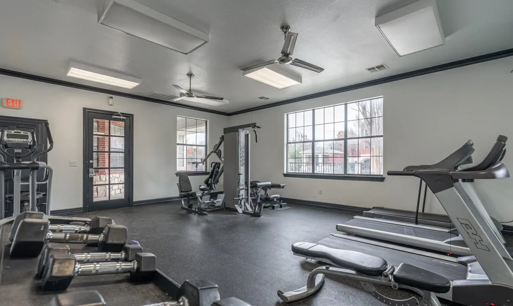 1350 Skyline Rd Grand Prairie, TX 75051