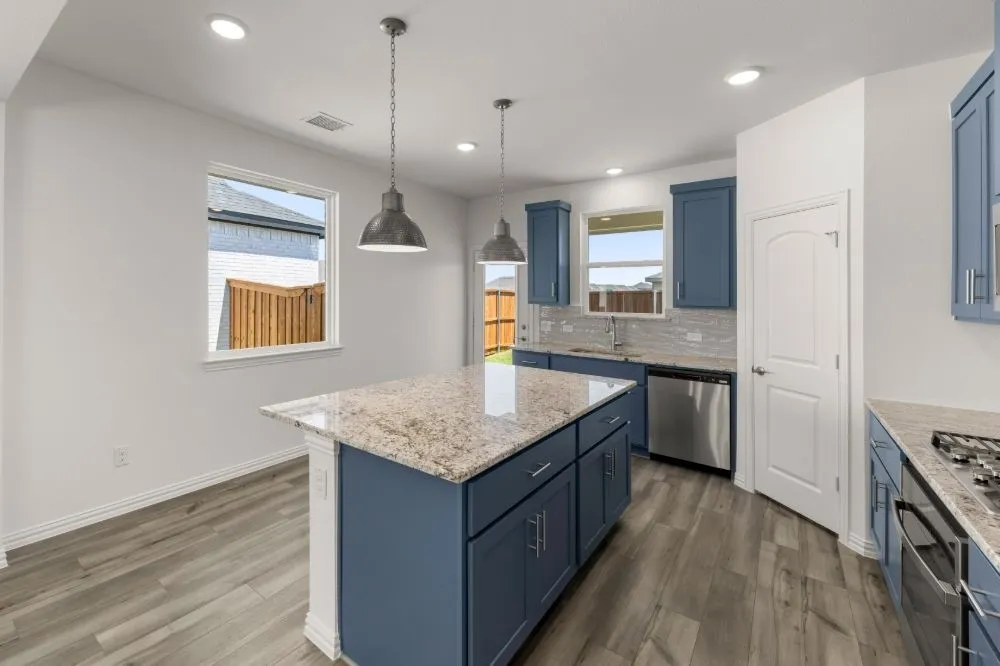 1405 Grove Pond Road Forney, TX 75126