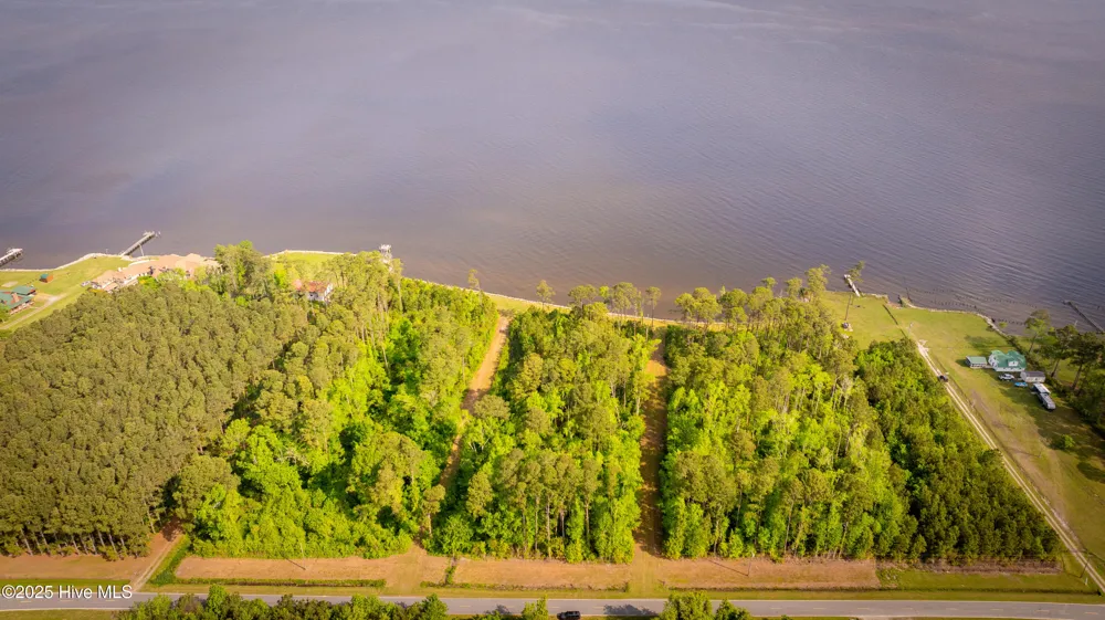 6267 Soundside Road Columbia, NC 27925