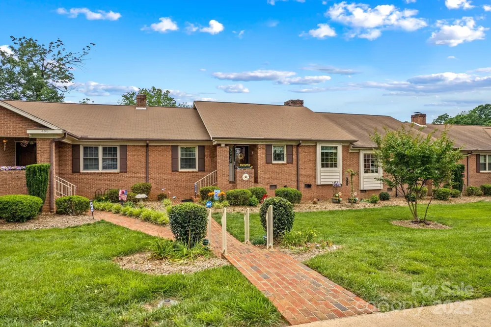 402 Swaim Court Salisbury, NC 28147