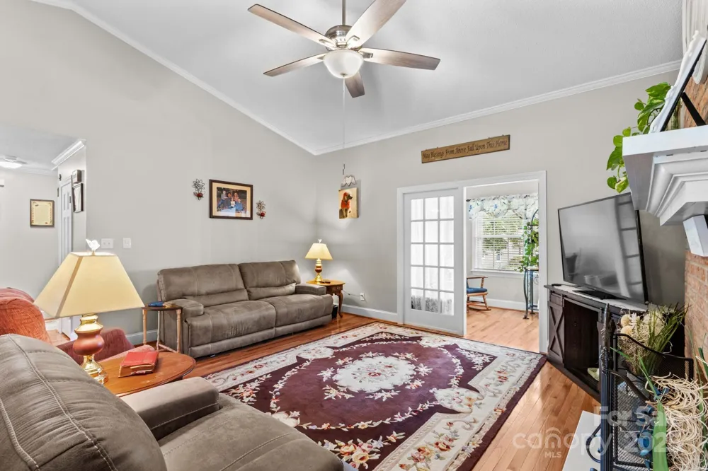 402 Swaim Court Salisbury, NC 28147