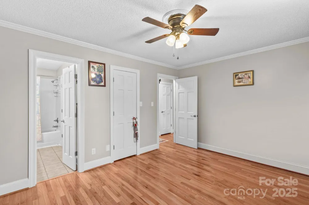 402 Swaim Court Salisbury, NC 28147