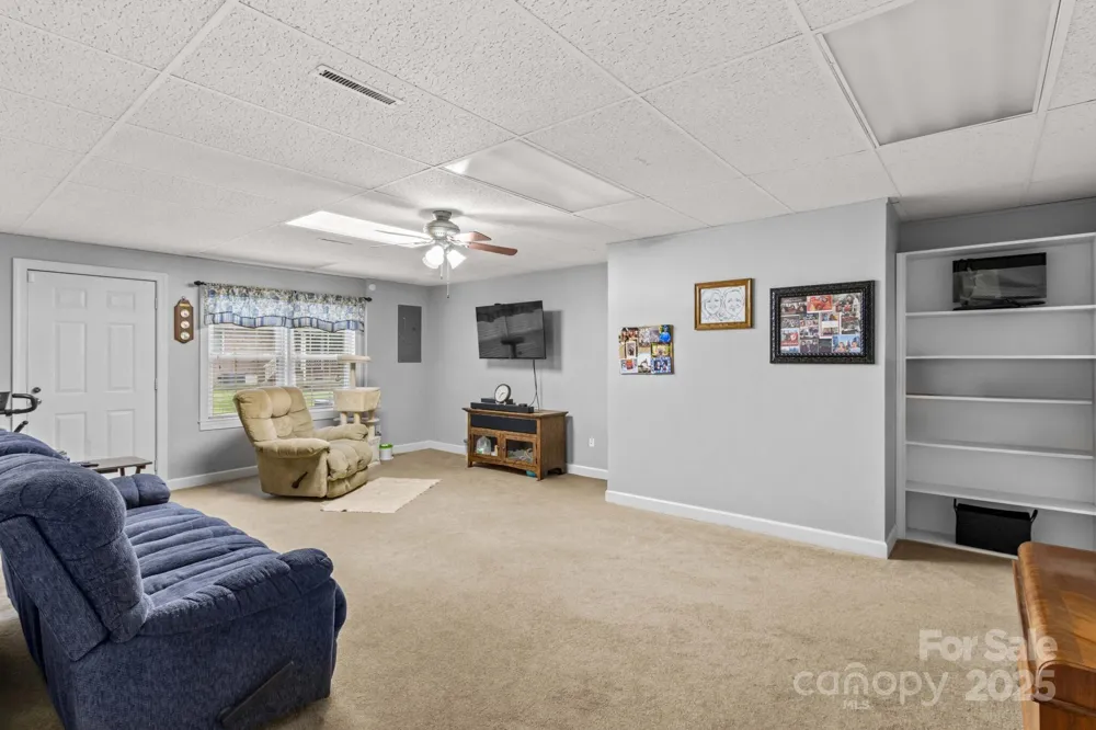 402 Swaim Court Salisbury, NC 28147