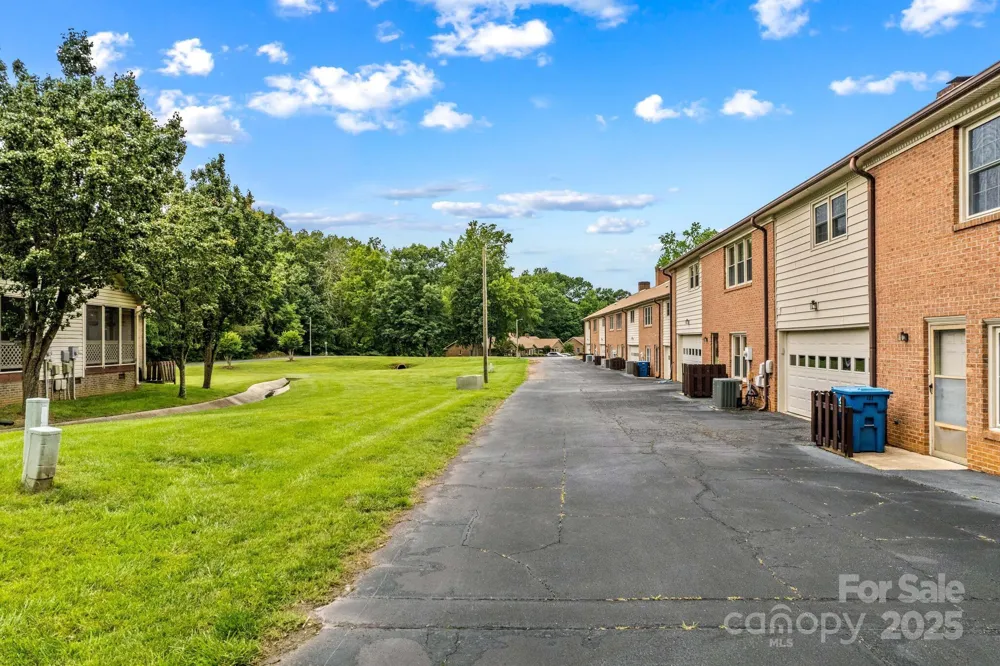 402 Swaim Court Salisbury, NC 28147