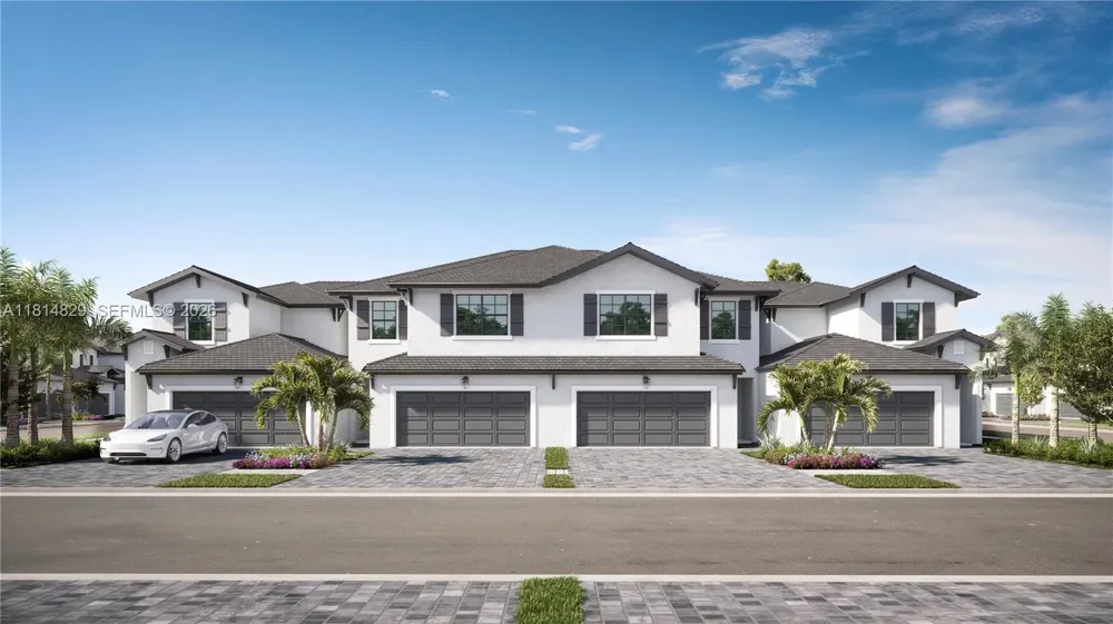 6085 BARBARA CIRCLE Naples, FL 34112