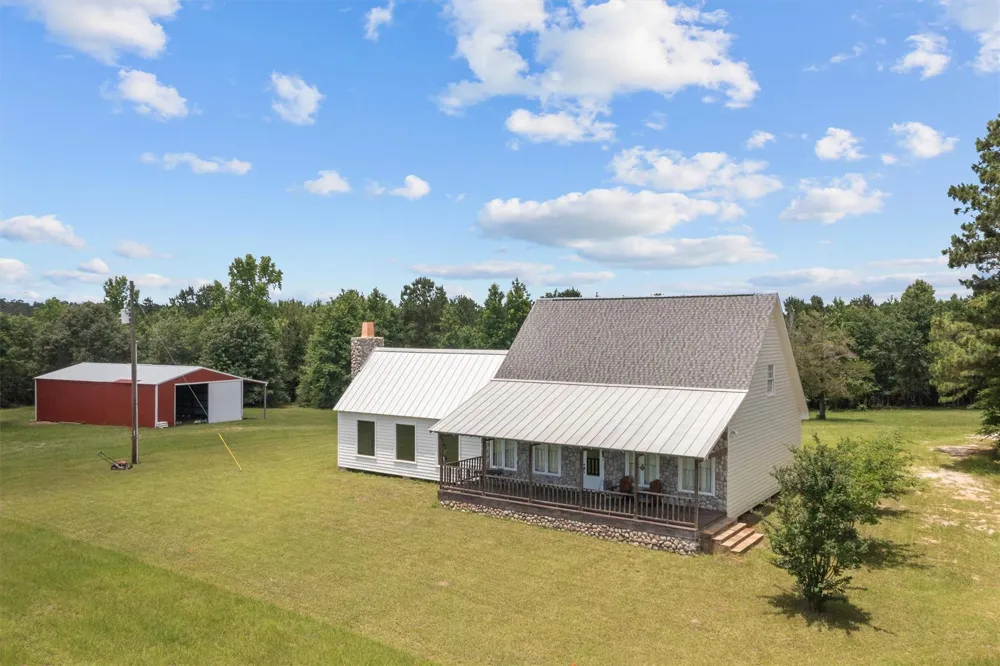 656 Vineyard View Trail Grapeland, TX 75844