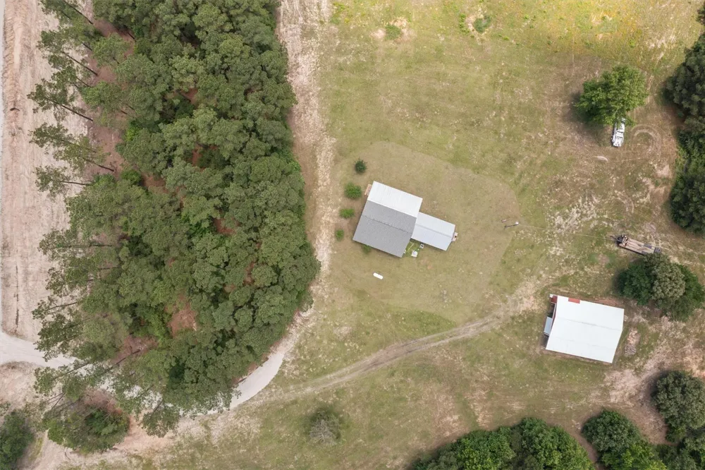 656 Vineyard View Trail Grapeland, TX 75844