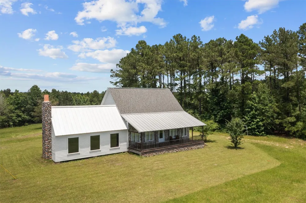 656 Vineyard View Trail Grapeland, TX 75844