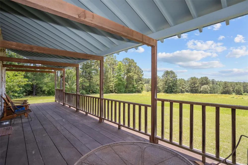 656 Vineyard View Trail Grapeland, TX 75844