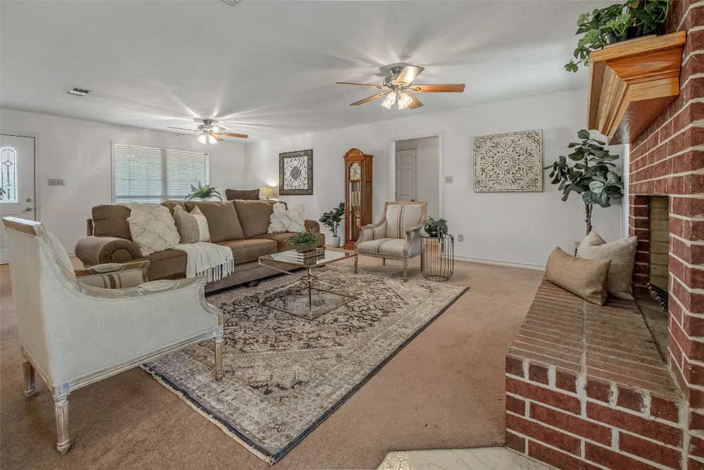 1110 County Road 439 Dime Box, TX 77853
