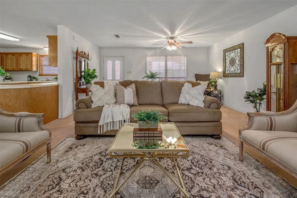 1110 County Road 439 Dime Box, TX 77853
