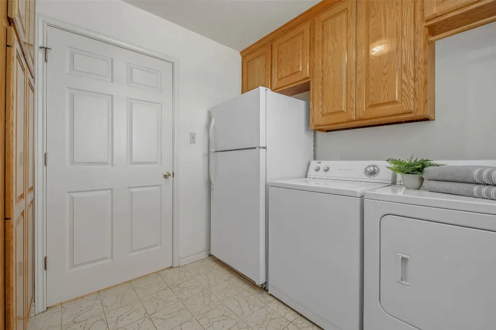 1110 County Road 439 Dime Box, TX 77853