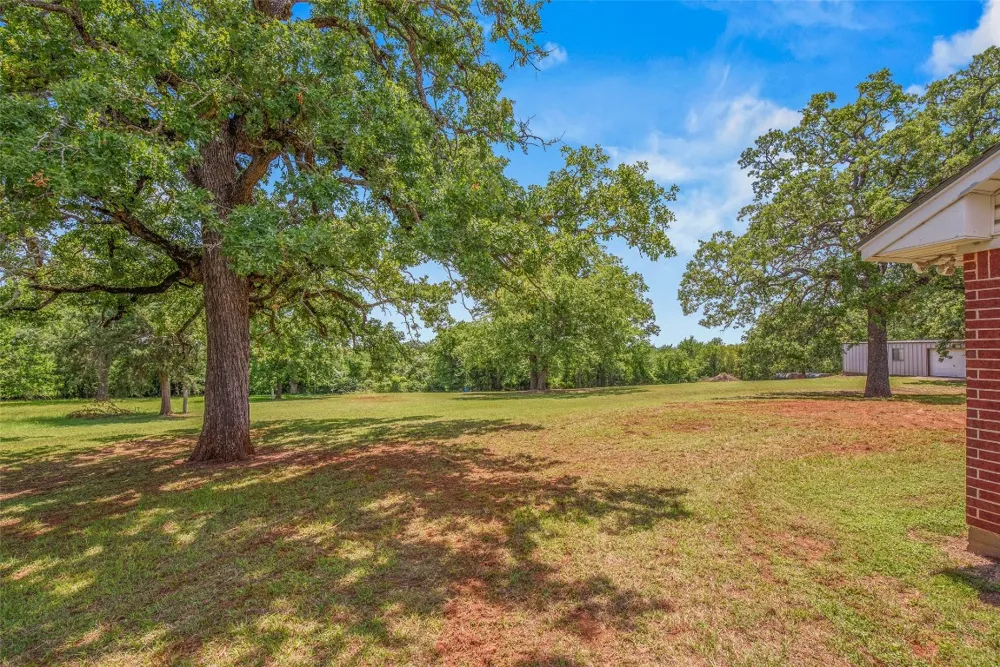 1110 County Road 439 Dime Box, TX 77853
