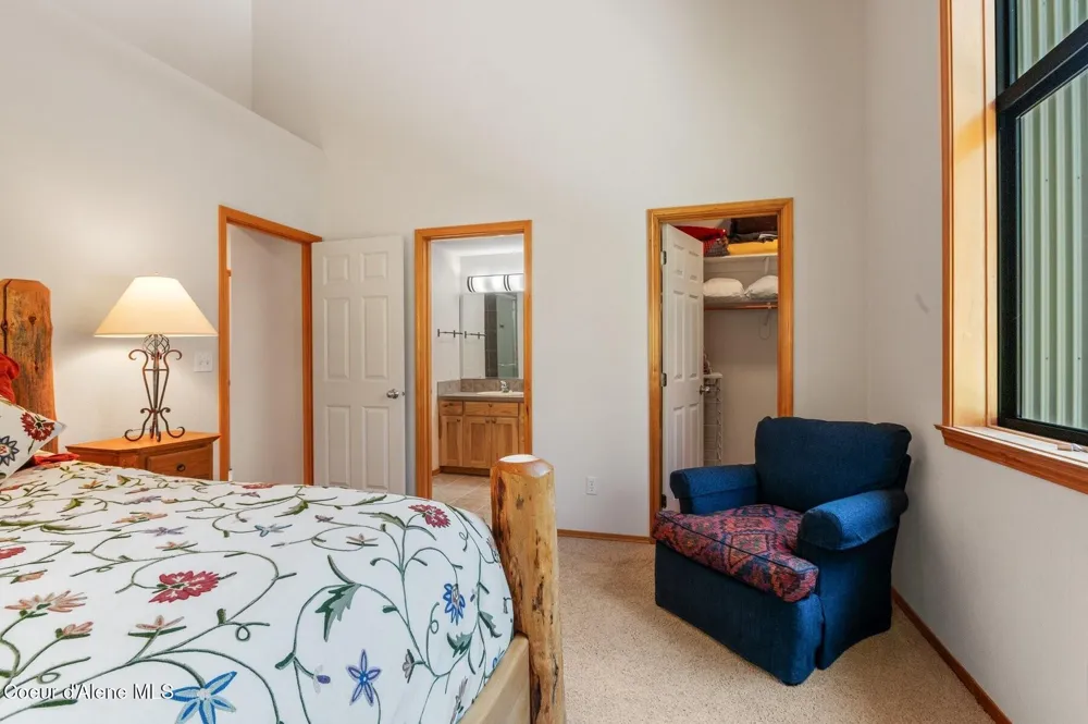227 Crystal Springs Rd ## 3 Sandpoint, ID 83864